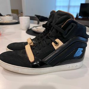 Louis Vuitton Sneakers suede and leather